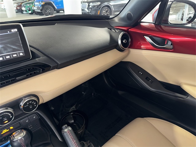 2017 Mazda MX-5 Miata RF Miata Grand Touring photo 24