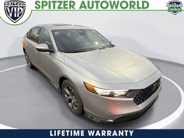 2025 Honda Accord Hybrid EX-L's photo