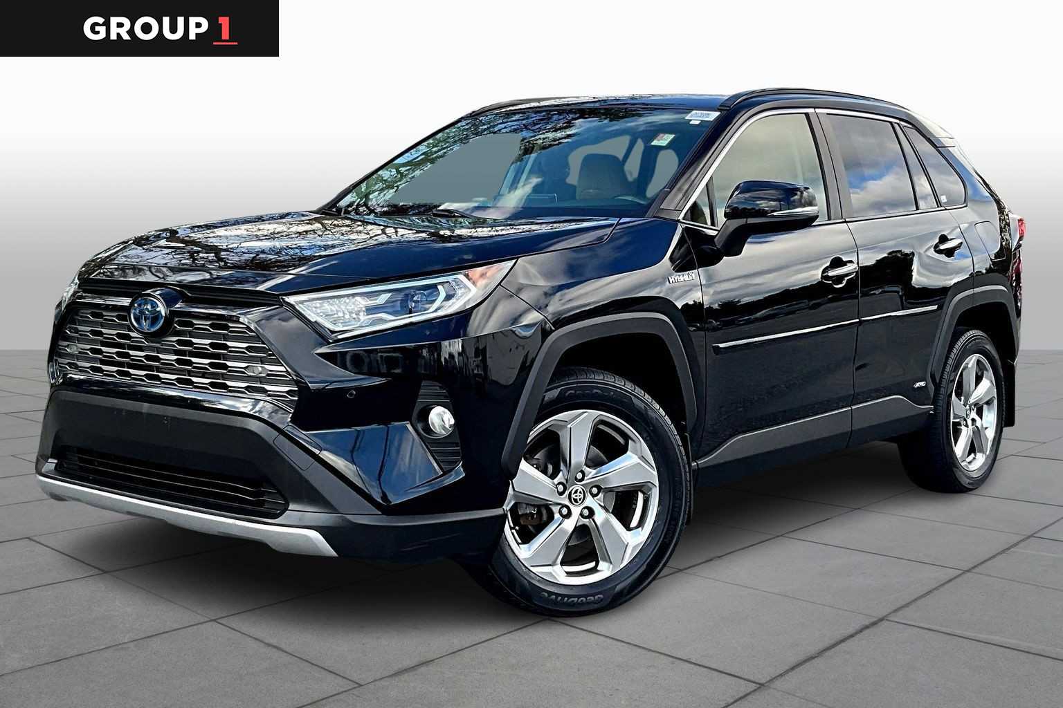 2020 Toyota RAV4 Limited's photo