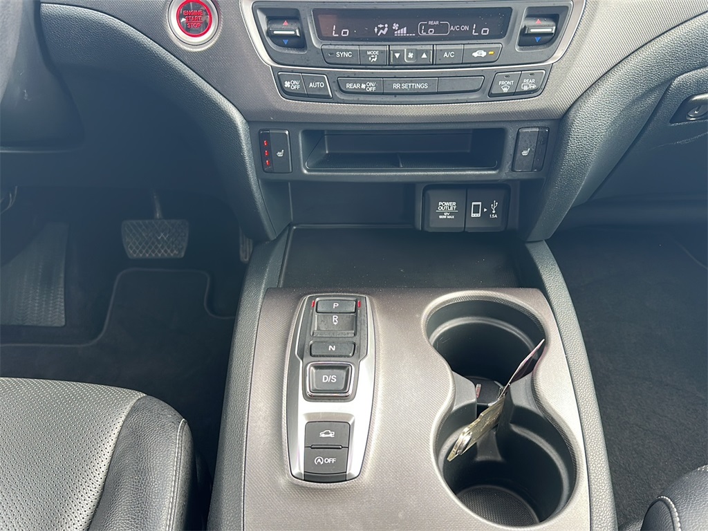 2023 Honda Ridgeline RTL photo 17