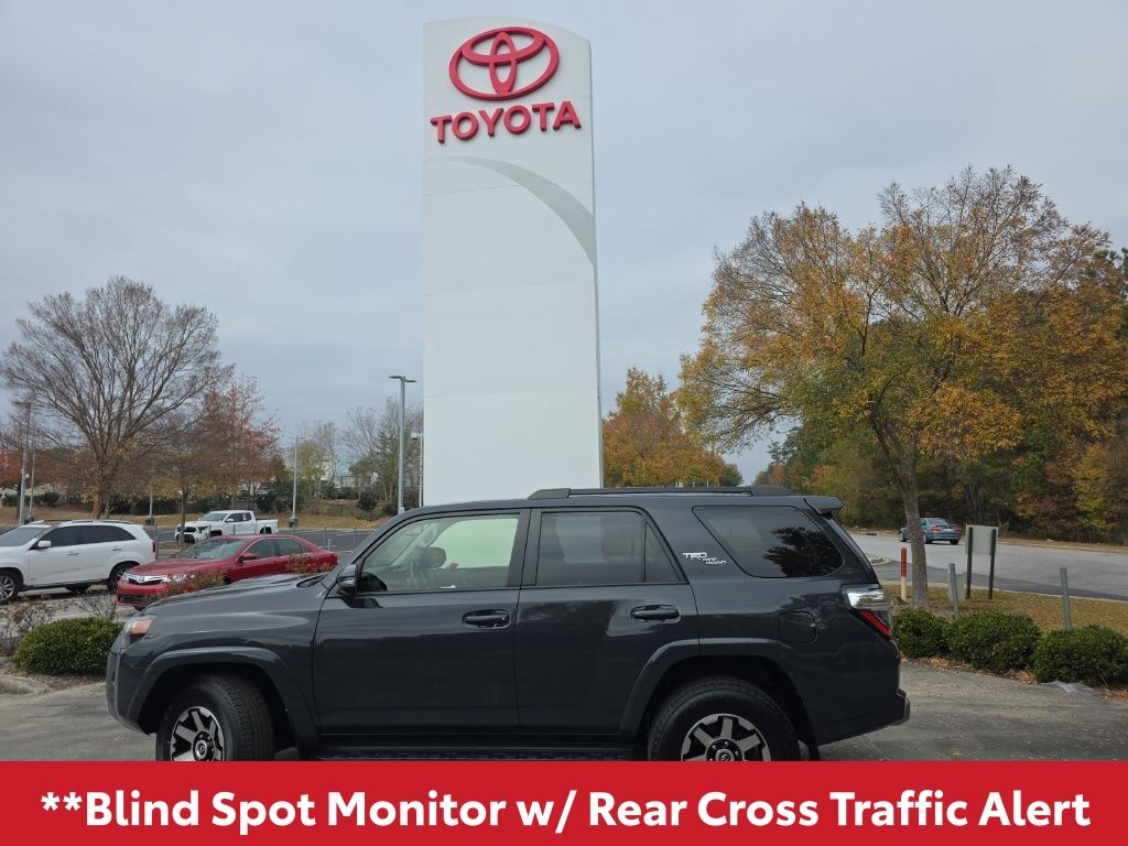 2024 Toyota 4Runner TRD Off-Road Premium photo 2