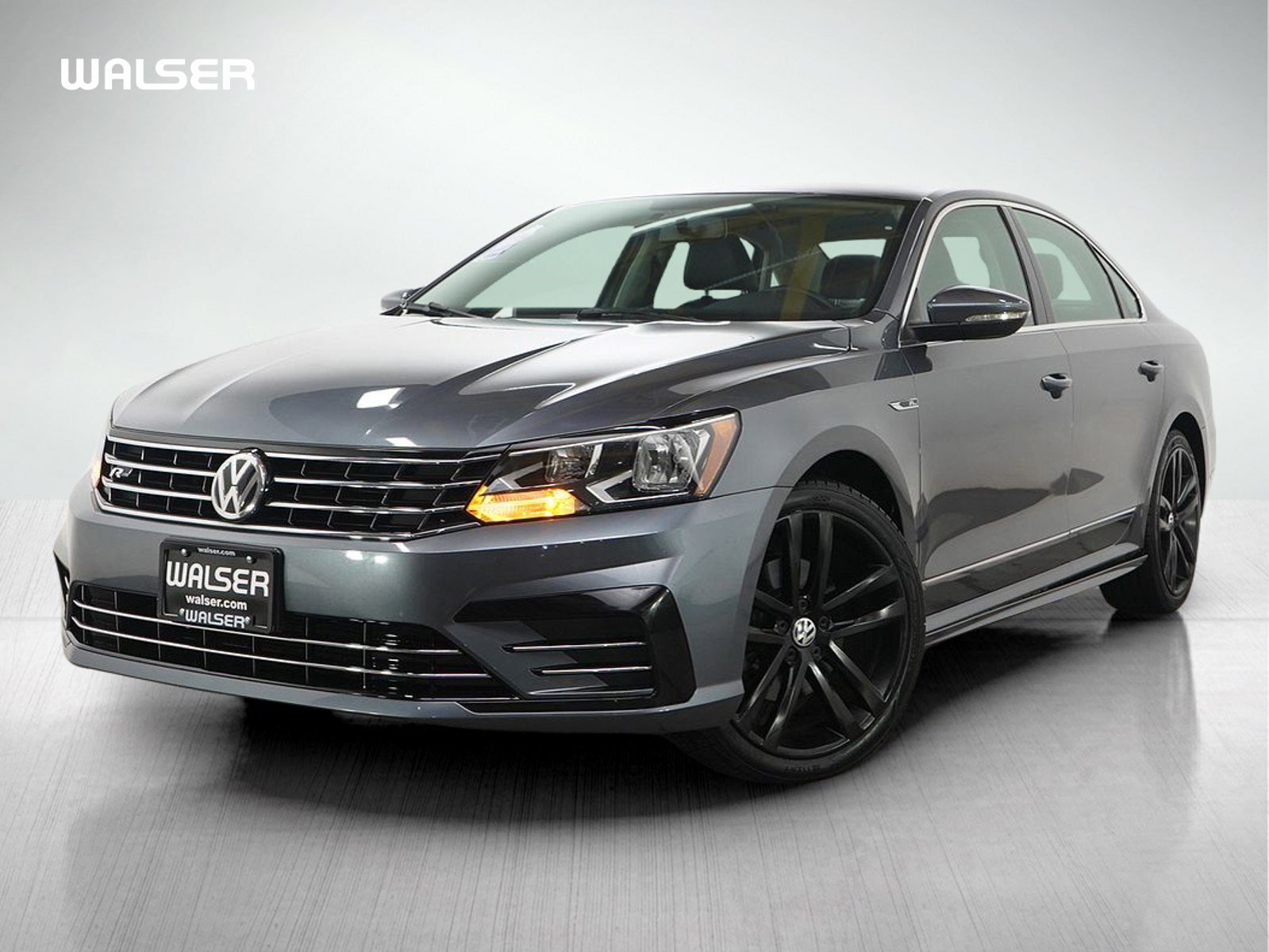 2017 Volkswagen Passat R-Line