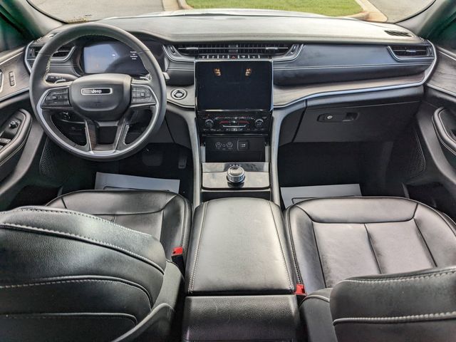 2024 Jeep Grand Cherokee Limited photo 11