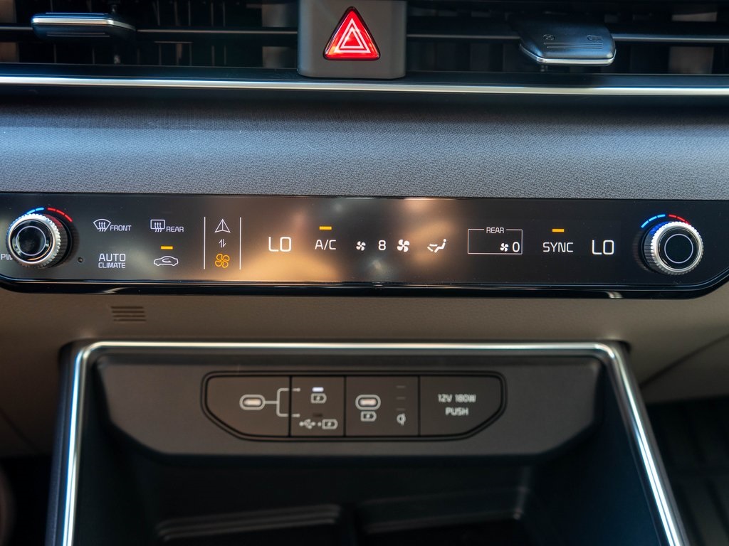 2026 Kia Carnival EX photo 22