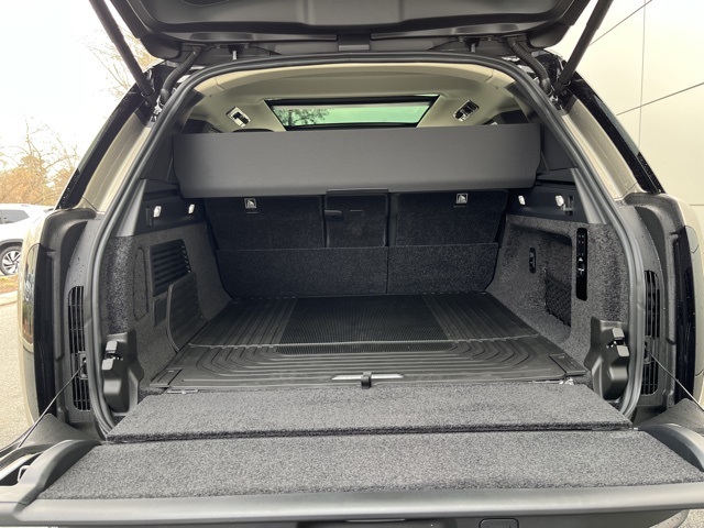 2025 Land Rover Range Rover SE photo 14