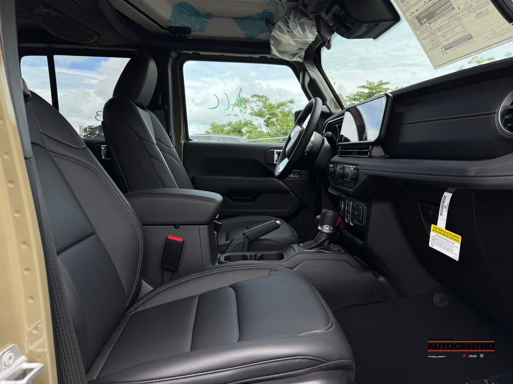 2025 Jeep Gladiator Sport photo 4