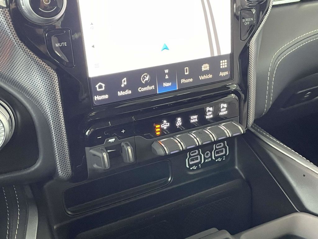 2023 Ram 1500 Limited photo 35