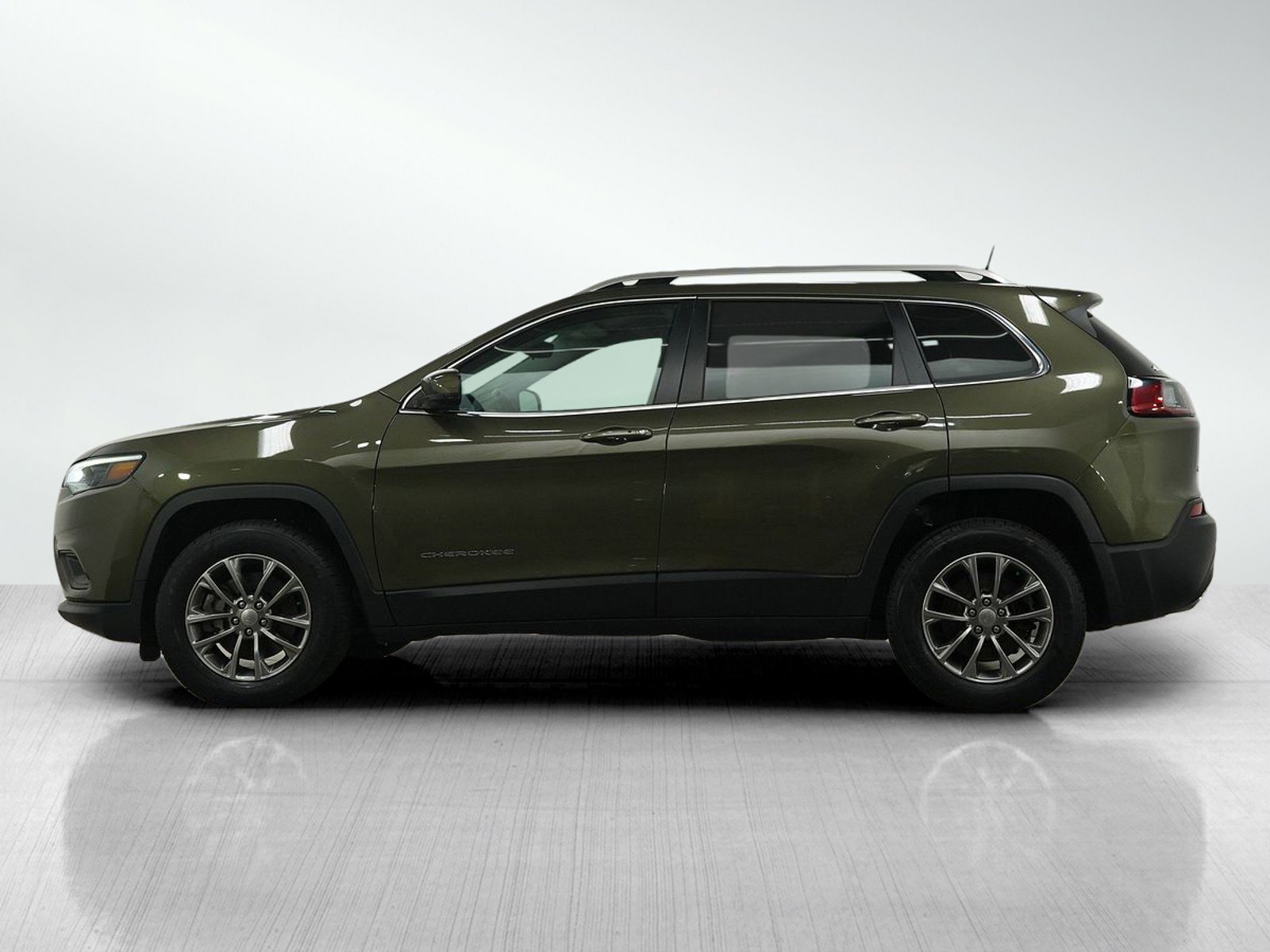 Used 2020 Jeep Cherokee Lux with VIN 1C4PJMLX8LD633418 for sale in Bloomington, Minnesota