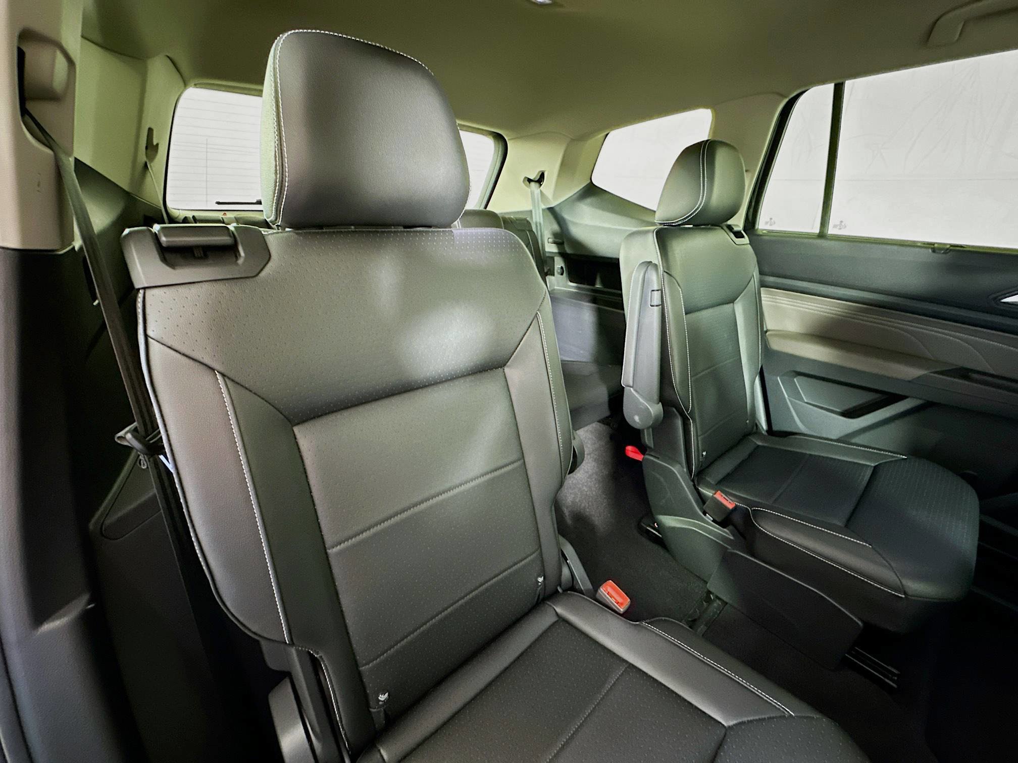 2022 Volkswagen Atlas V6 SEL photo 28