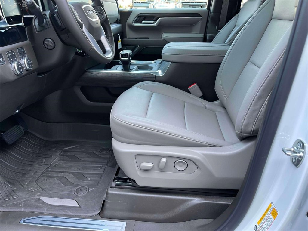 2026 Gmc Sierra 1500 SLT photo 21
