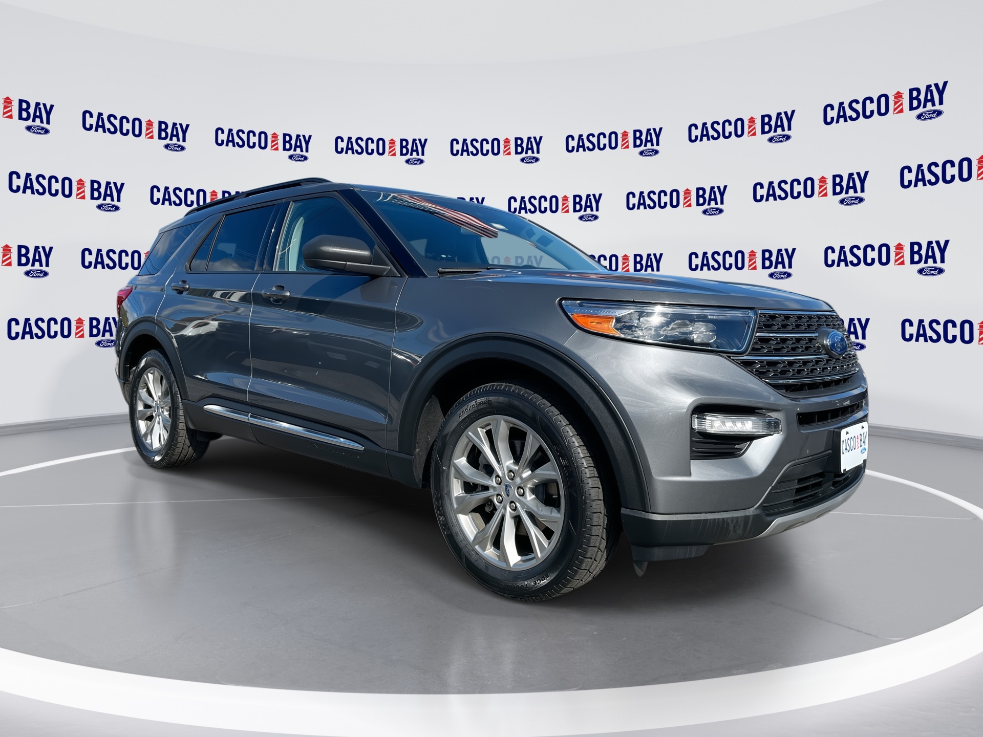 2022 Ford Explorer XLT's photo