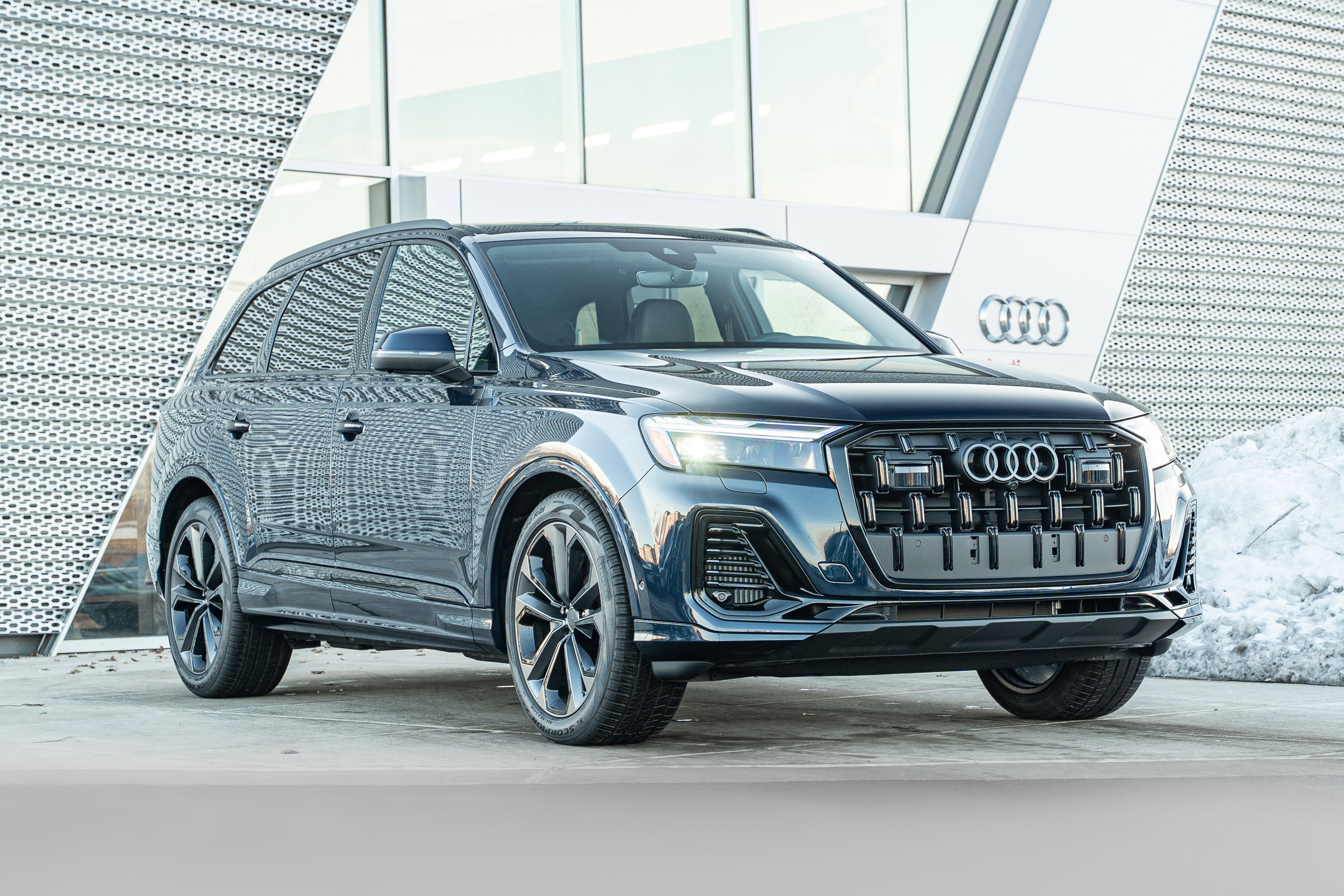 2026 Audi Q7 Premium Plus's photo