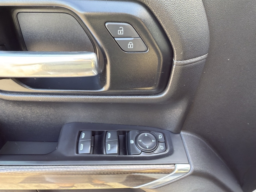 2021 Chevrolet Silverado 1500 RST photo 15