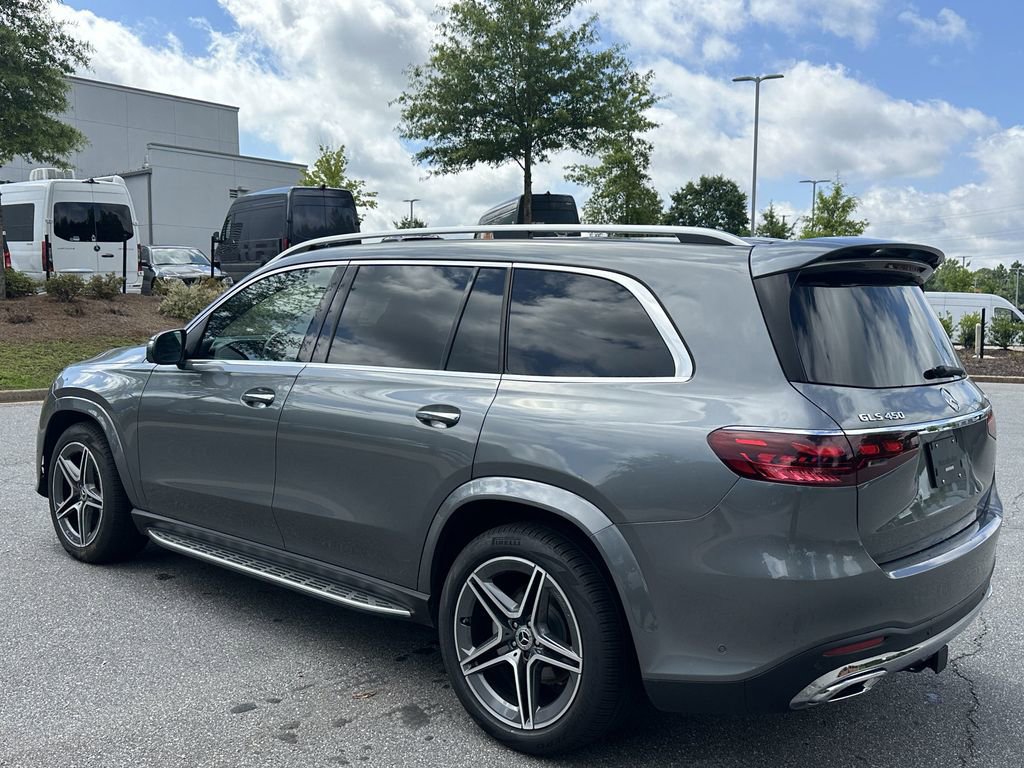 2025 Mercedes Benz GLS 450 4MATIC photo 6
