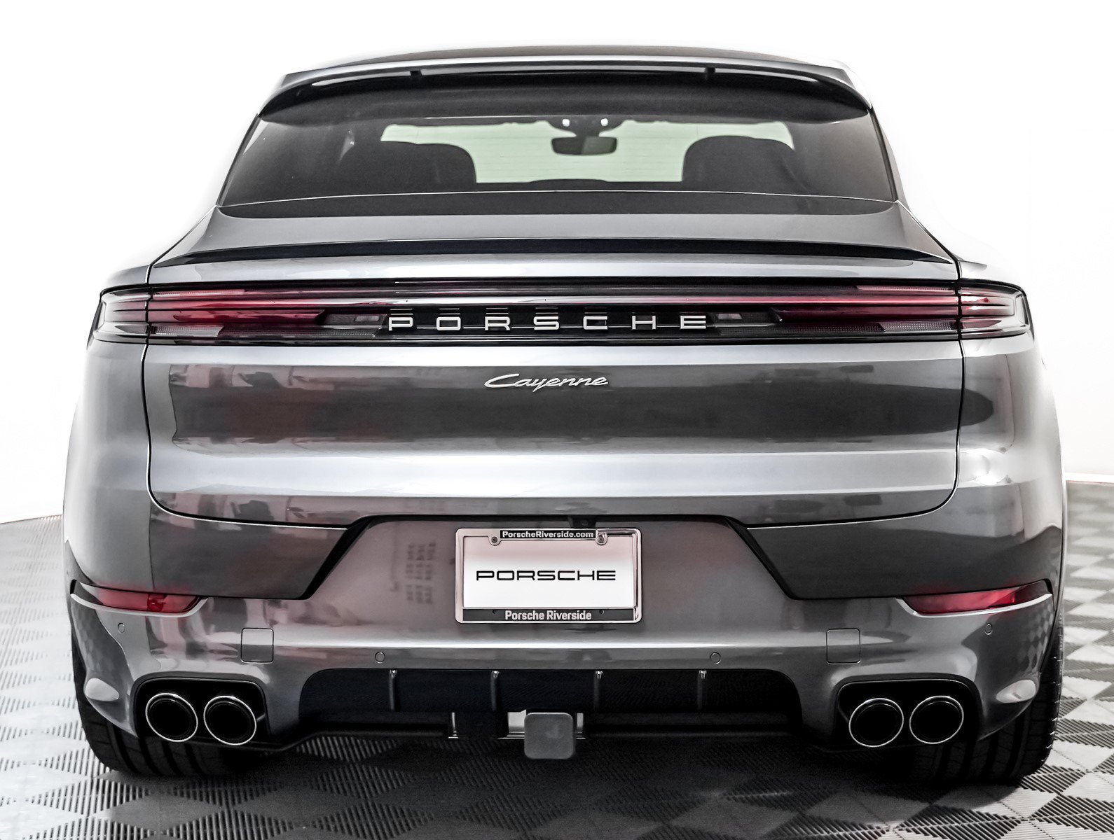 2025 Porsche Cayenne Coupe photo 11