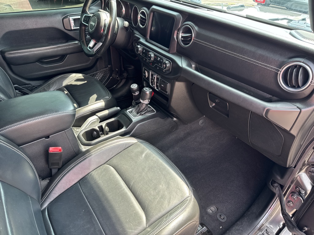 2018 Jeep Wrangler Unlimited Sahara photo 28