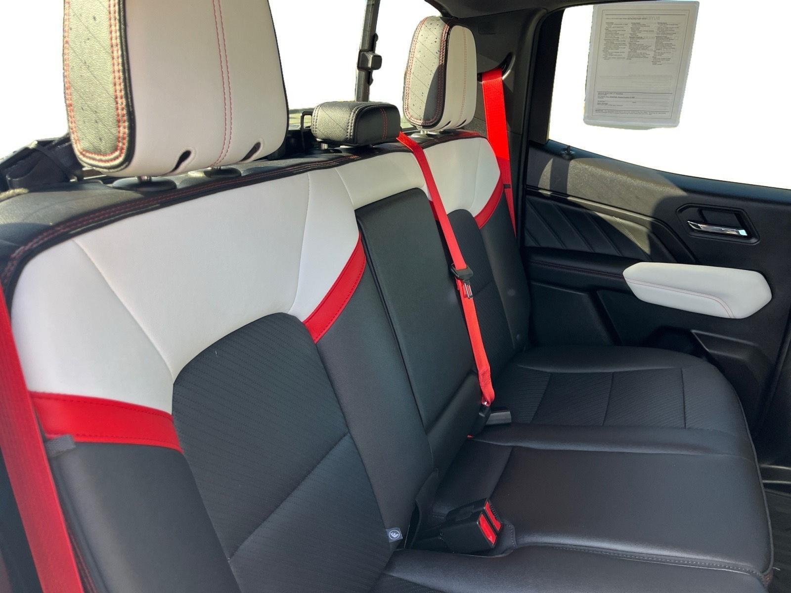 2023 Gmc Canyon AT4X photo 14