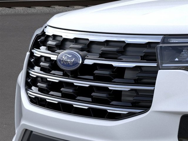 2025 Ford Explorer photo 14