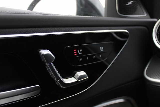 2024 Mercedes Benz C 300 4MATIC photo 3