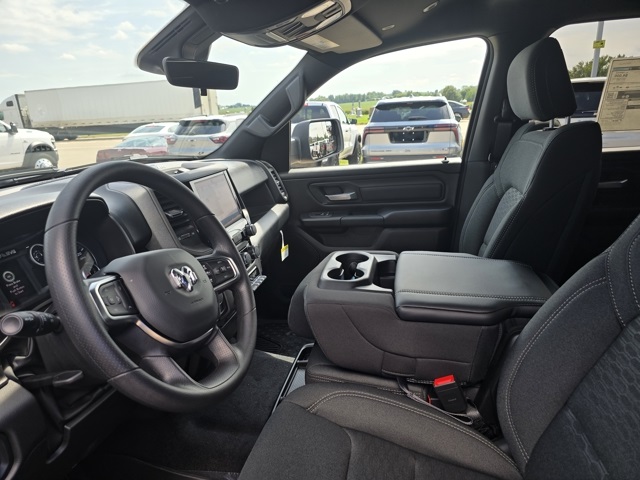 2026 Ram 1500 Tradesman photo 17