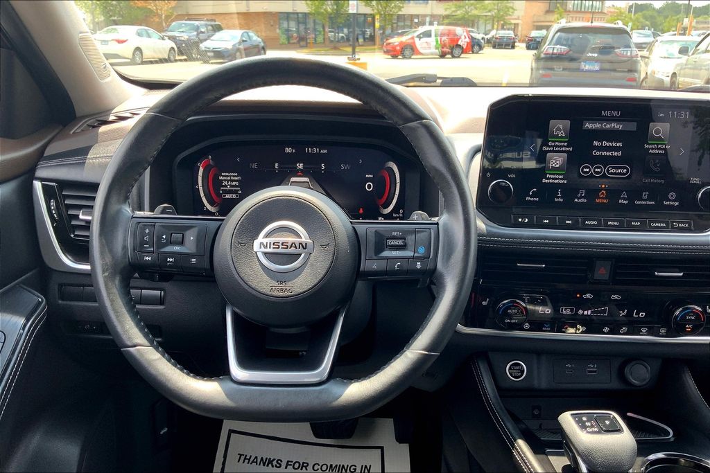 2021 Nissan Rogue Platinum photo 4