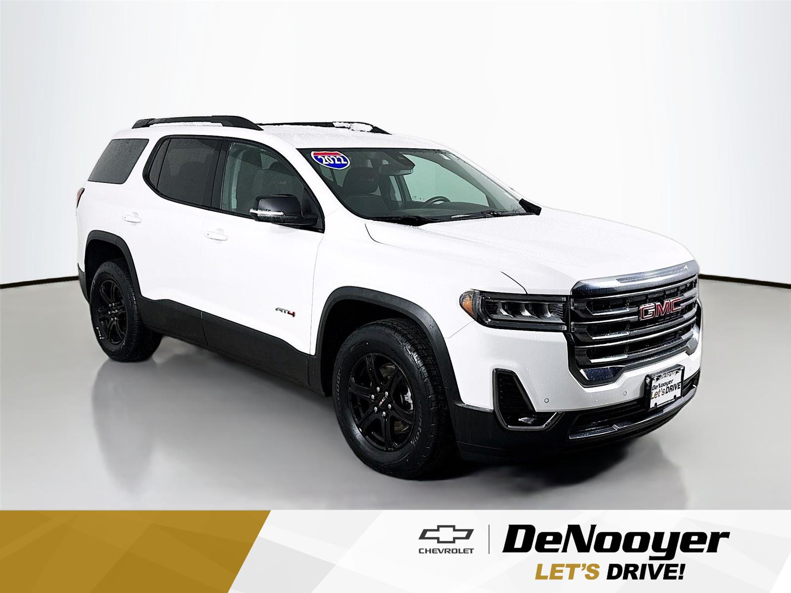 2022 GMC Acadia AT4's photo