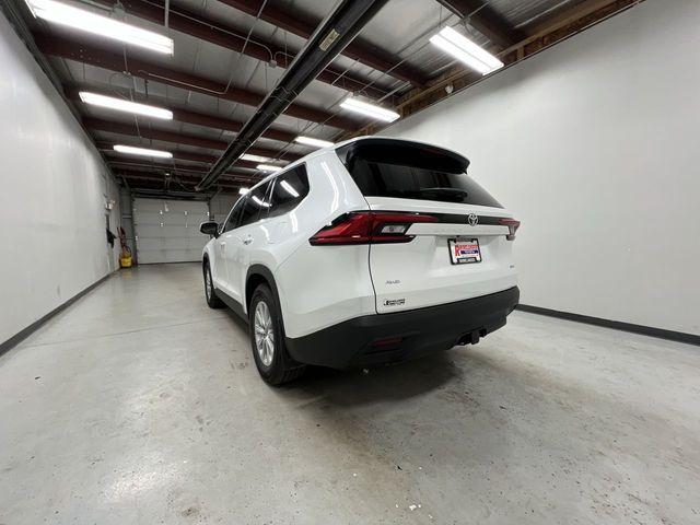 2024 Toyota Grand Highlander XLE AWD photo 4