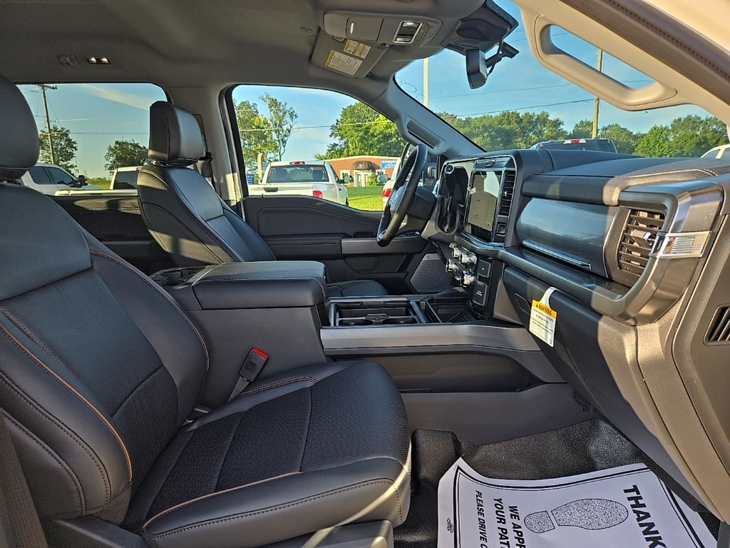 2026 Ford F-350 Lariat photo 21