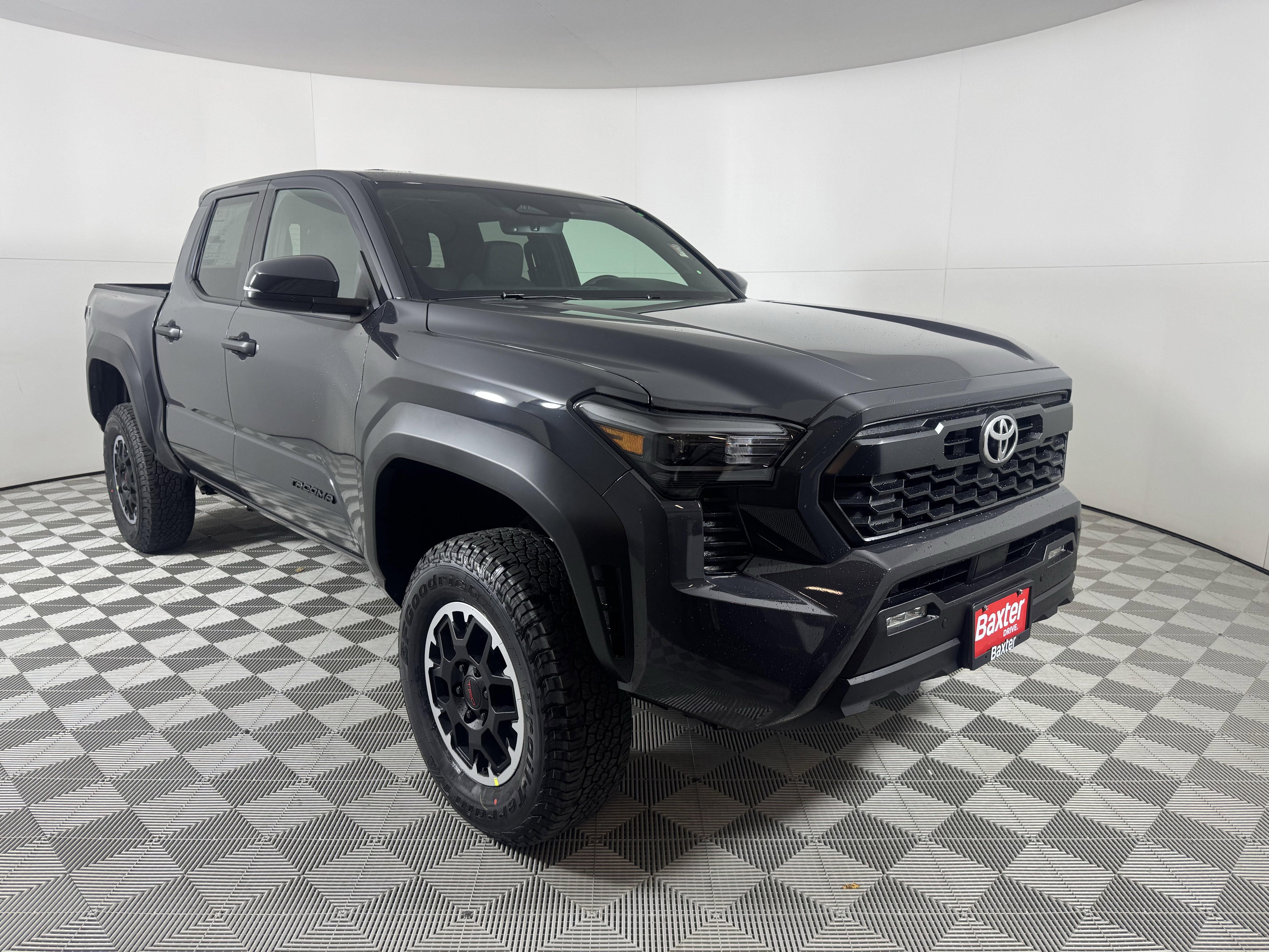 2025 Toyota Tacoma TRD Off Road's photo