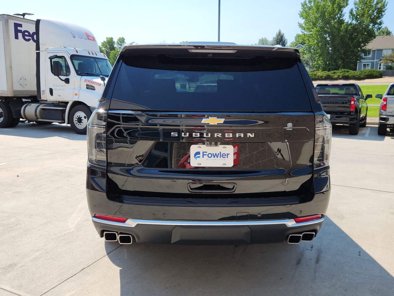 2025 Chevrolet Suburban High Country photo 6