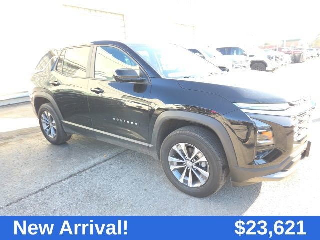 2025 Chevrolet Equinox LT photo 2