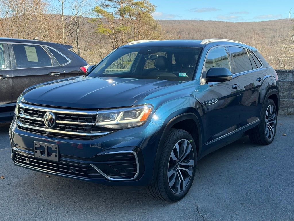 2020 Volkswagen Atlas Cross Sport SEL Premium R-Line's photo