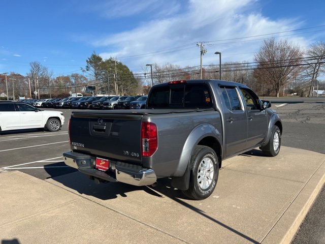 2019 Nissan Frontier SV photo 2