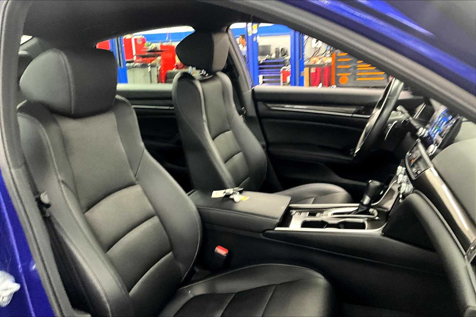 2022 Honda Accord Sport photo 8