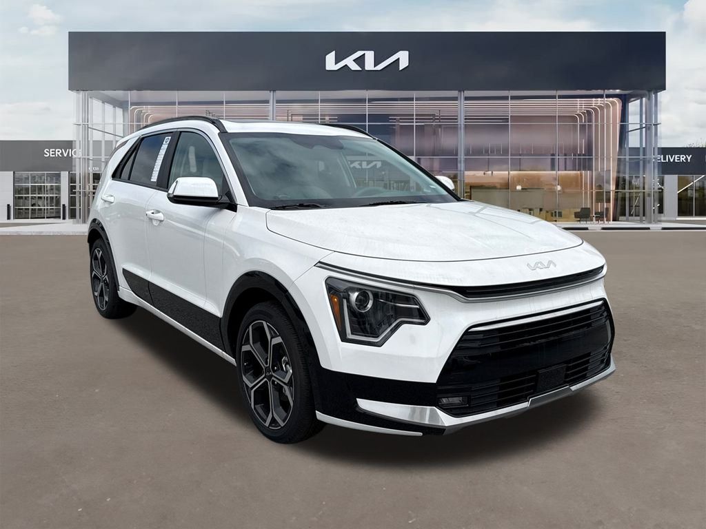2025 Kia Niro EX Touring's photo