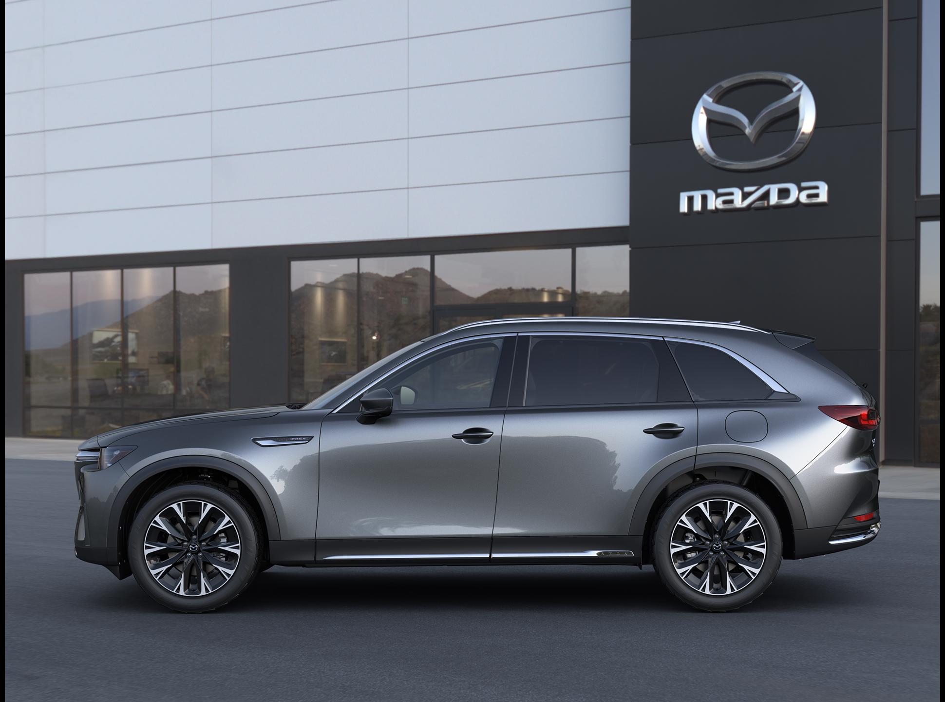 2025 Mazda CX-90 Plug-in Hybrid Premium Plus photo 3