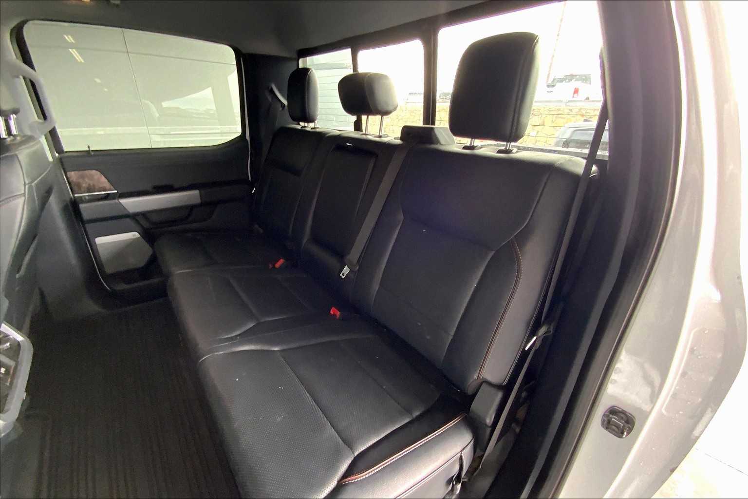 2024 Ford F-250 Lariat photo 17