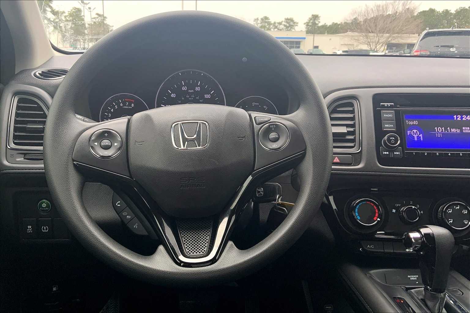 2022 Honda HR-V LX photo 5