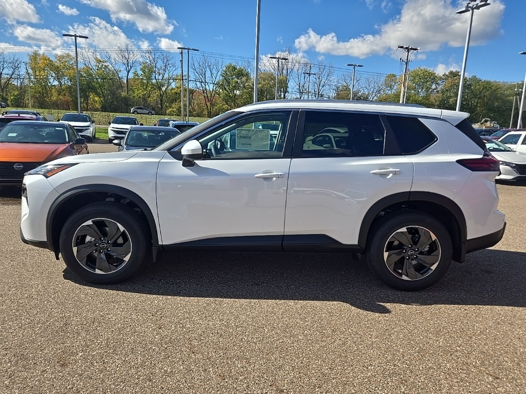 2026 Nissan Rogue SV photo 4