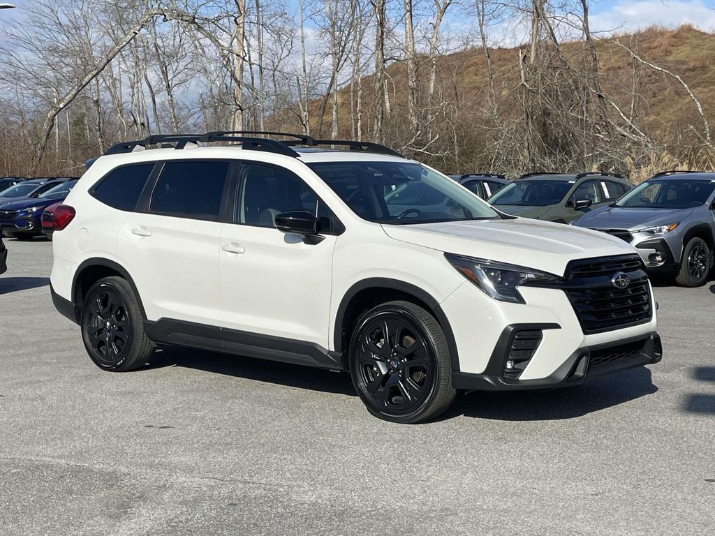 2024 Subaru Ascent Onyx Edition's photo