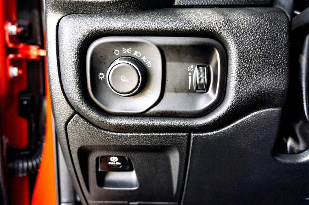 2024 Ram 1500 Laramie photo 16