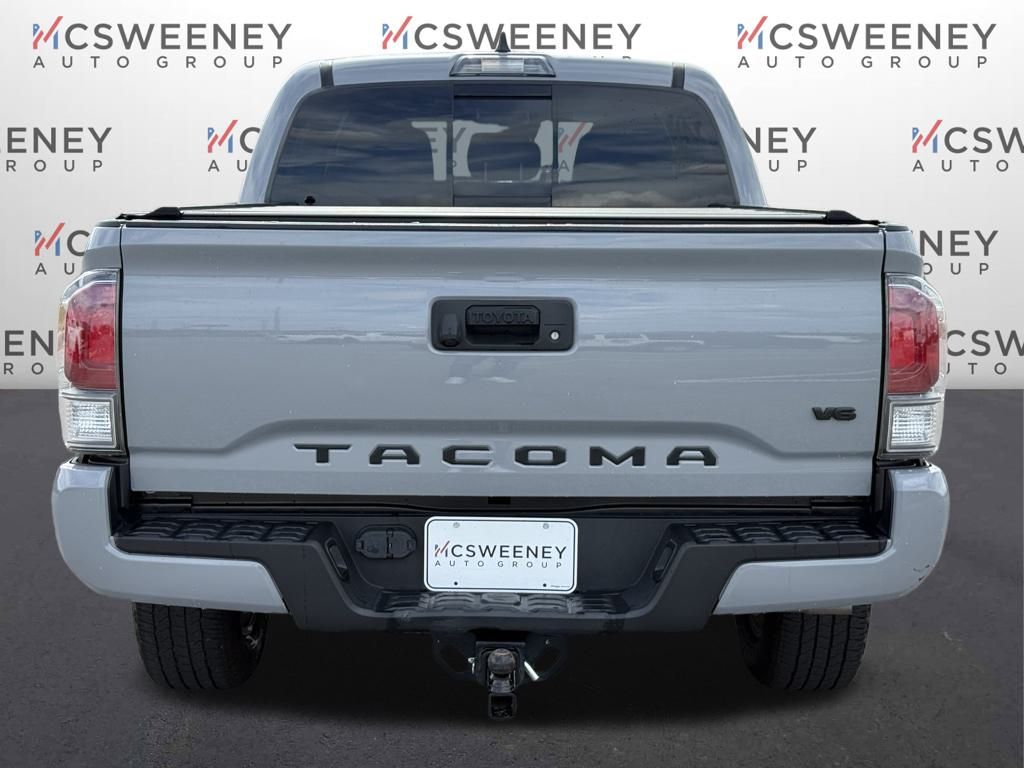 2021 Toyota Tacoma TRD Sport photo 4