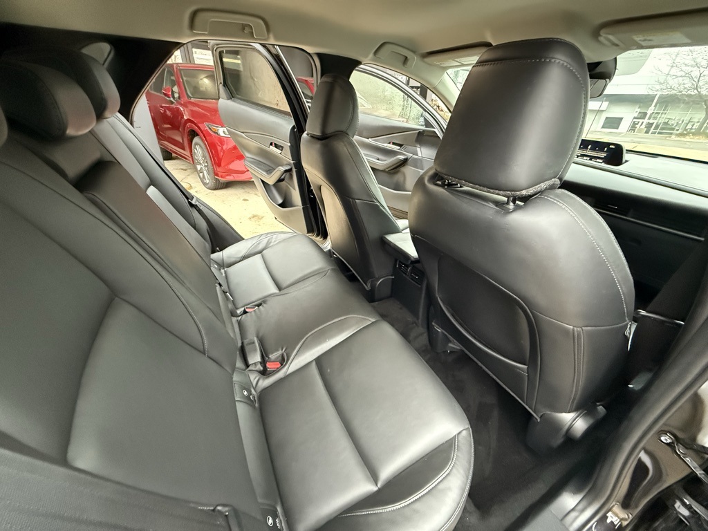 2022 Mazda CX-30 2.5 Select photo 4