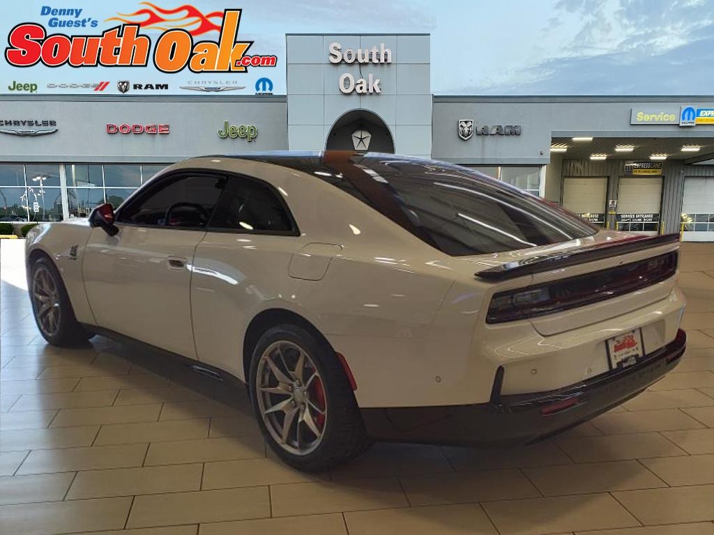 2024 Dodge Charger R/T Scat Pack photo 3