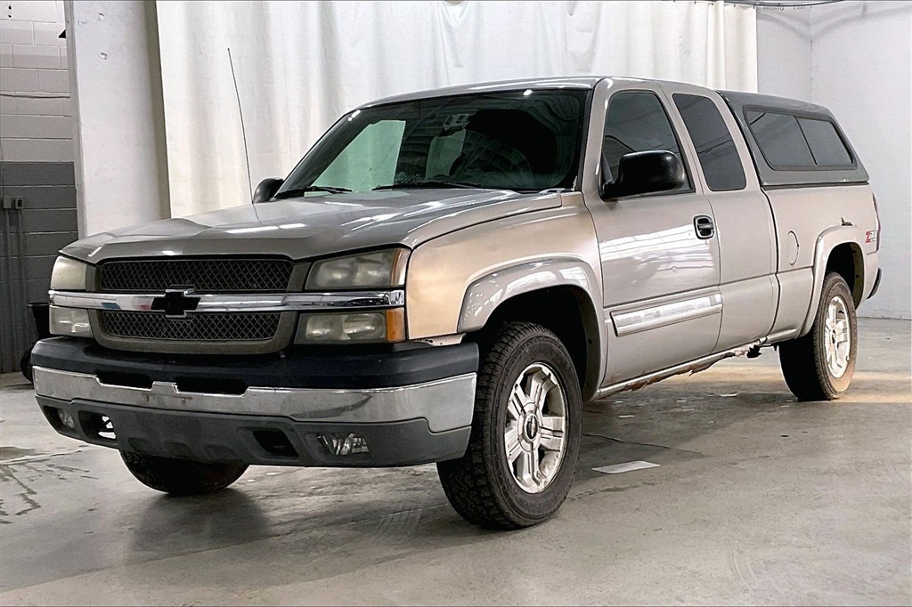 2004 CHEVROLET SILVERADO - Image 11