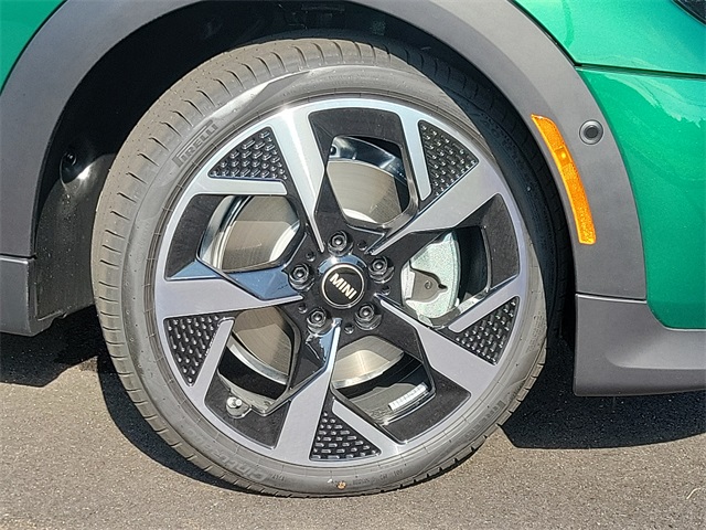 2025 Mini Cooper 2 Door Hardtop Signature photo 8