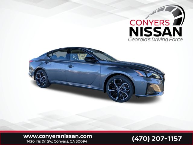 2025 Nissan Altima SR's photo