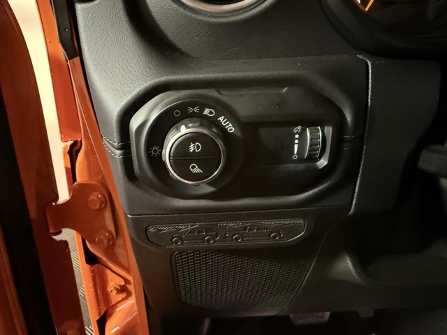 2025 Jeep Gladiator Sport photo 9