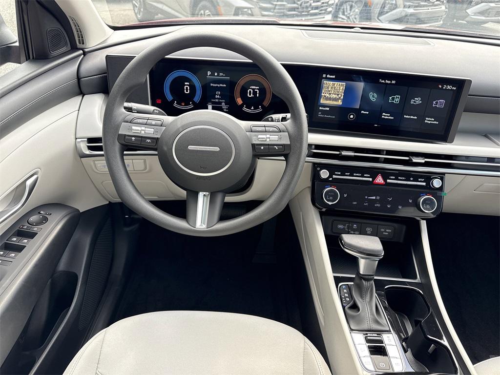 2026 Hyundai Tucson SEL photo 12