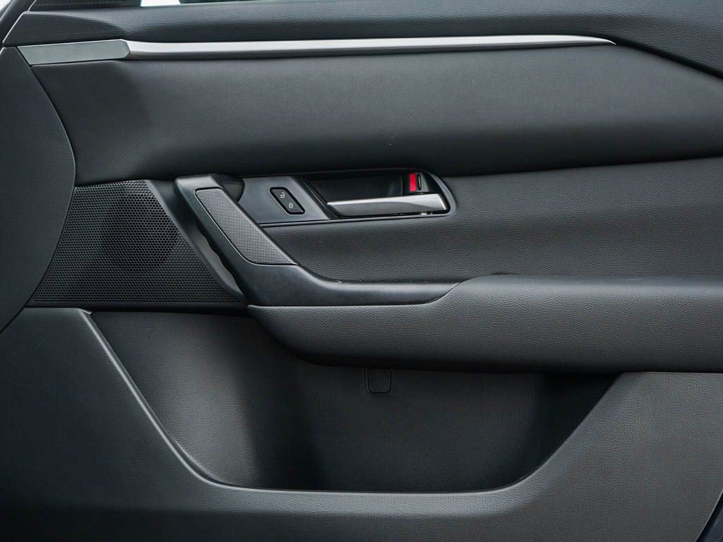 2025 Mazda CX-50 2.5 Select photo 8